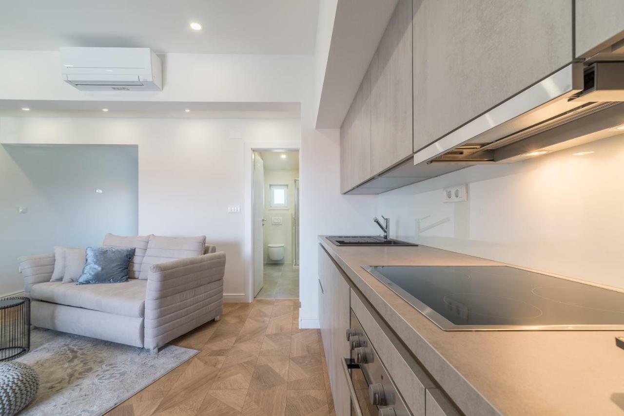 Luxury Piano Apartment 扎达尔 外观 照片