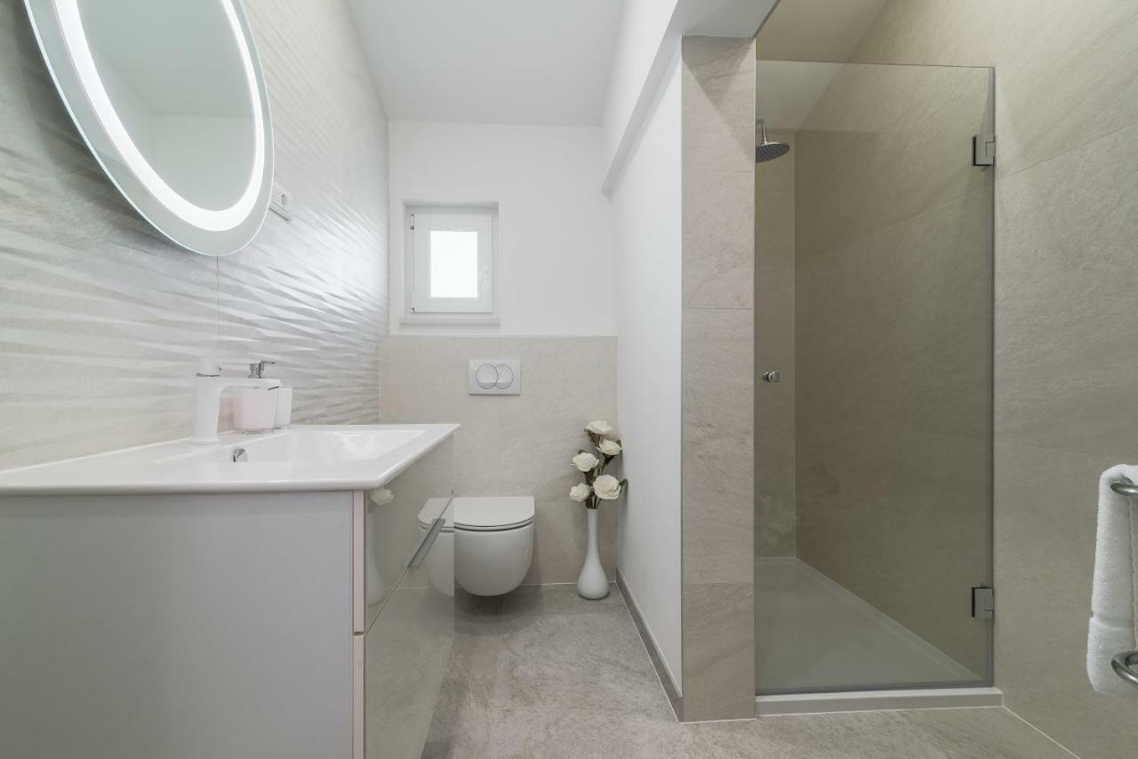 Luxury Piano Apartment 扎达尔 外观 照片