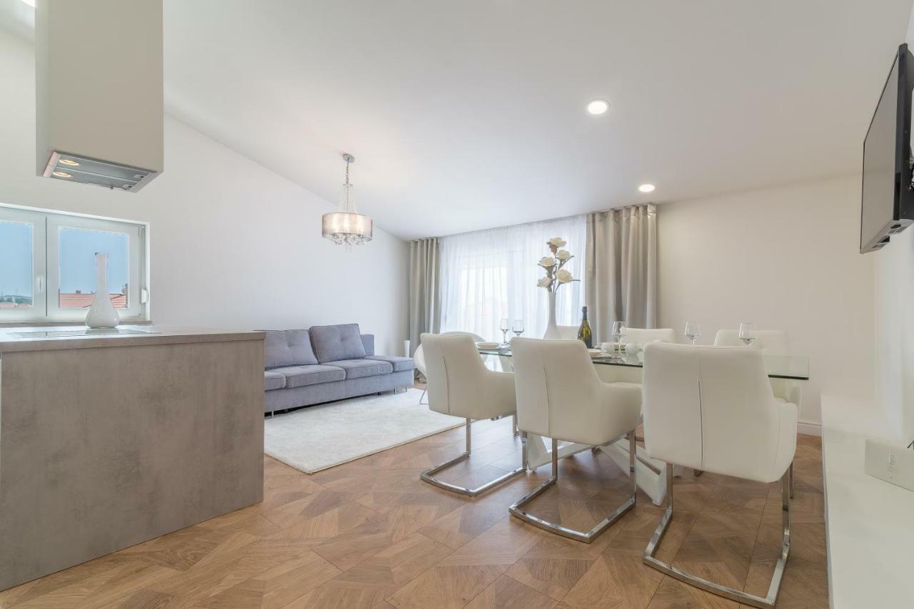 Luxury Piano Apartment 扎达尔 外观 照片